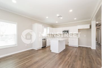 8516 Kellett St Houston, TX 77028